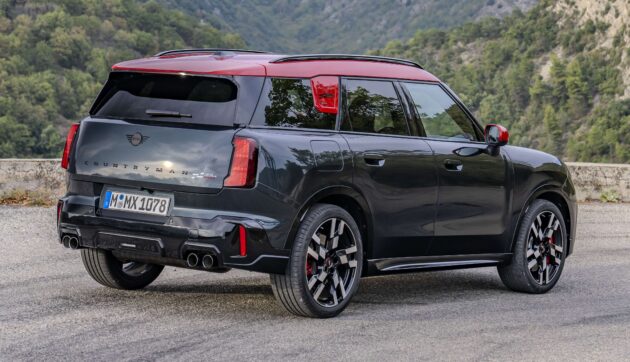 2024 MINI Countryman John Cooper Works 性能版大改款发布, 引擎经强化, 317匹马力, 5.4秒破百, 极速250km/h