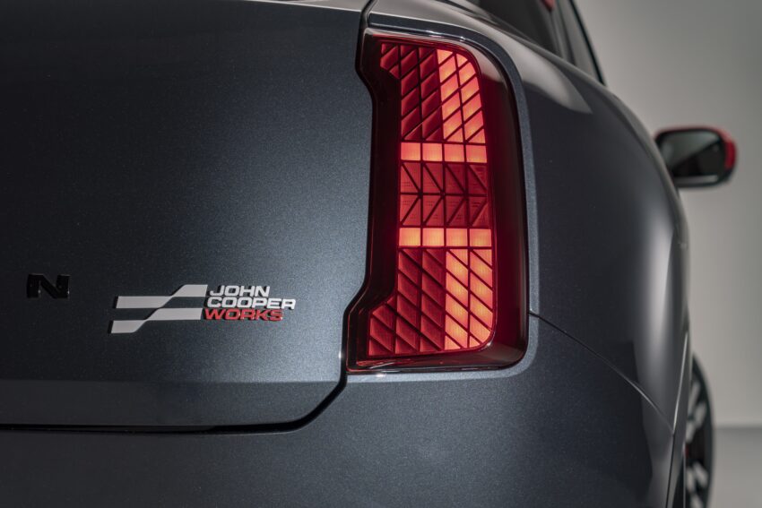 2024 MINI Countryman John Cooper Works 性能版大改款发布, 引擎经强化, 317匹马力, 5.4秒破百, 极速250km/h 239806