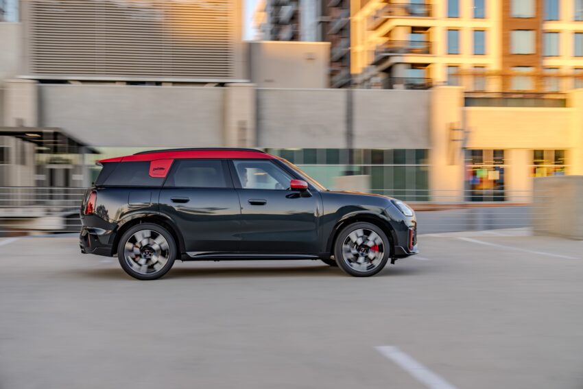 2024 MINI Countryman John Cooper Works 性能版大改款发布, 引擎经强化, 317匹马力, 5.4秒破百, 极速250km/h 239825