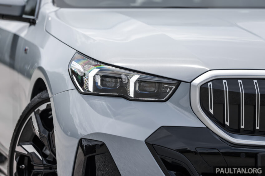 新车实拍: 2024 BMW i5 eDrive40, 单一等级售价42万, 6秒整破百, 极速193km/h, 续航里程582公里, 34分钟充电80% 242464