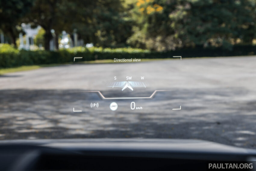 新车实拍: 2024 BMW i5 eDrive40, 单一等级售价42万, 6秒整破百, 极速193km/h, 续航里程582公里, 34分钟充电80% 242511