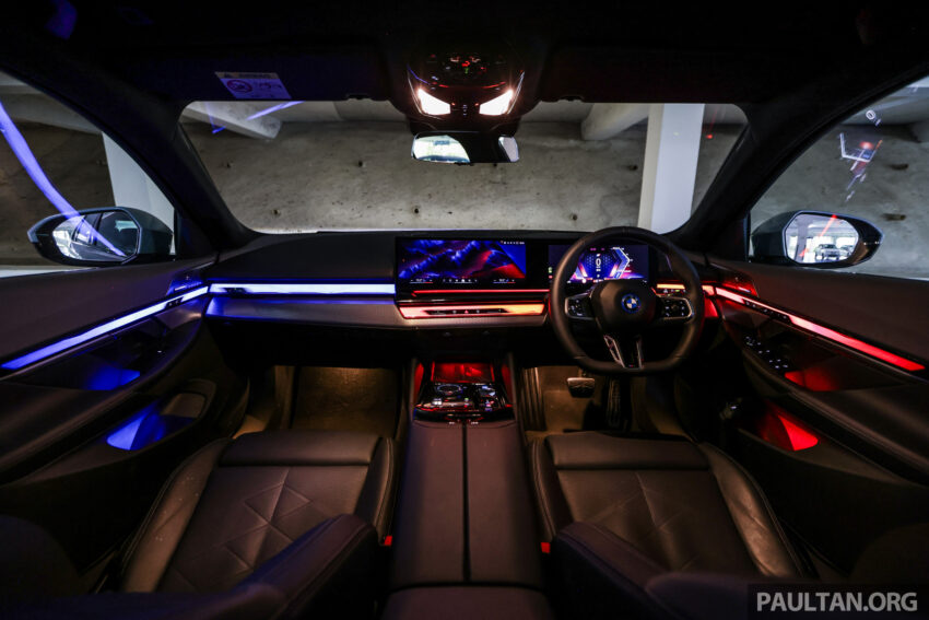 新车实拍: 2024 BMW i5 eDrive40, 单一等级售价42万, 6秒整破百, 极速193km/h, 续航里程582公里, 34分钟充电80% 242644