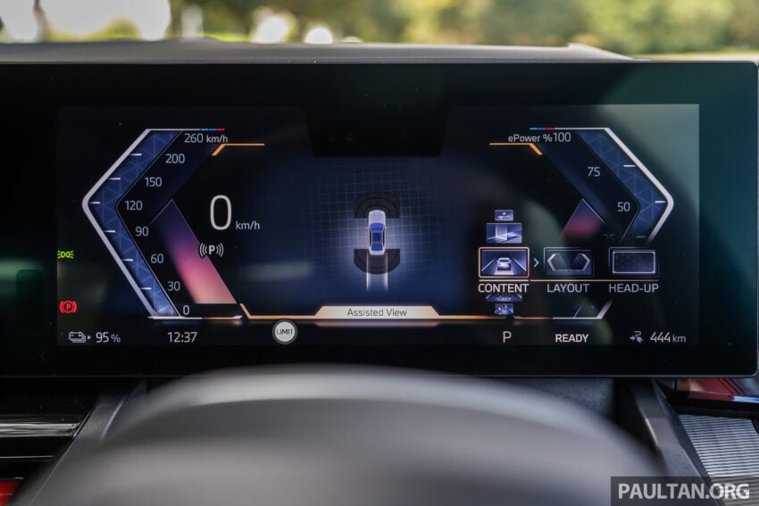 新车实拍: 2024 BMW i5 eDrive40, 单一等级售价42万, 6秒整破百, 极速193km/h, 续航里程582公里, 34分钟充电80% 242521