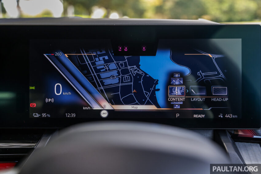 新车实拍: 2024 BMW i5 eDrive40, 单一等级售价42万, 6秒整破百, 极速193km/h, 续航里程582公里, 34分钟充电80% 242535
