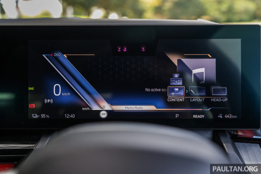 新车实拍: 2024 BMW i5 eDrive40, 单一等级售价42万, 6秒整破百, 极速193km/h, 续航里程582公里, 34分钟充电80% 242537