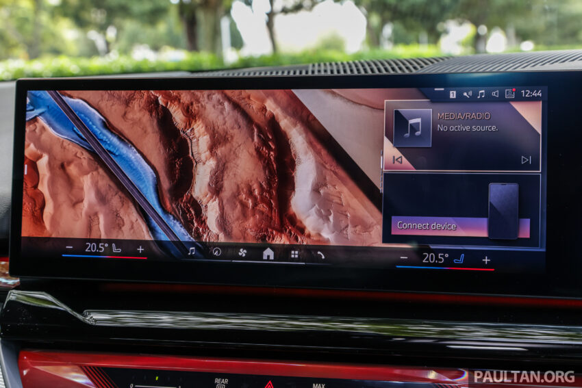 新车实拍: 2024 BMW i5 eDrive40, 单一等级售价42万, 6秒整破百, 极速193km/h, 续航里程582公里, 34分钟充电80% 242549