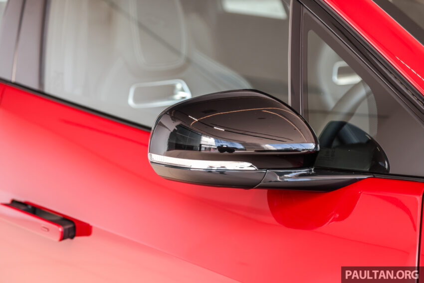 图集：2023 Jaguar I-Pace，搭载”Stealth”隐身外观套件 243111