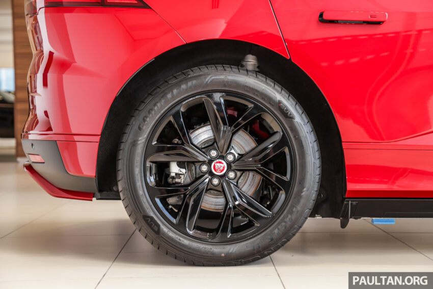 图集：2023 Jaguar I-Pace，搭载”Stealth”隐身外观套件 243121