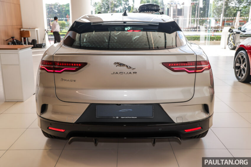 图集：2023 Jaguar I-Pace，搭载”Stealth”隐身外观套件 243077