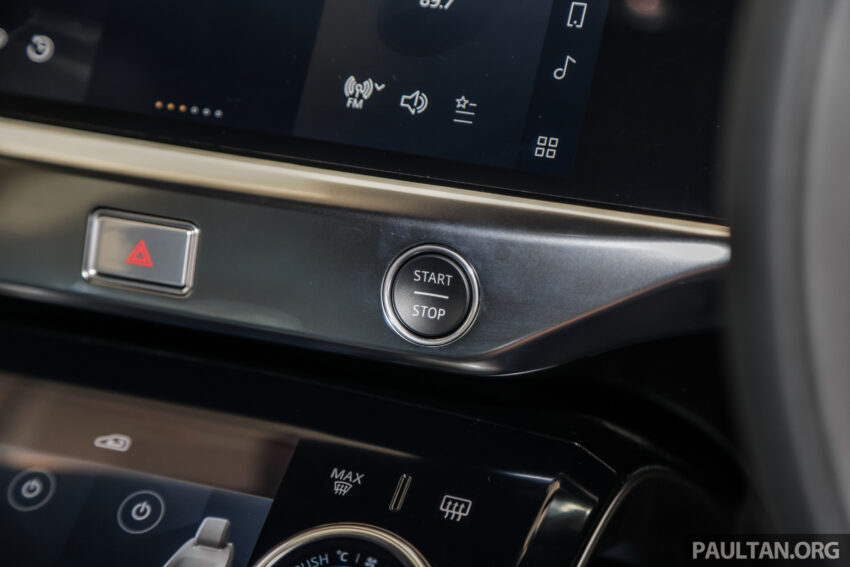 图集：2023 Jaguar I-Pace，搭载”Stealth”隐身外观套件 243056