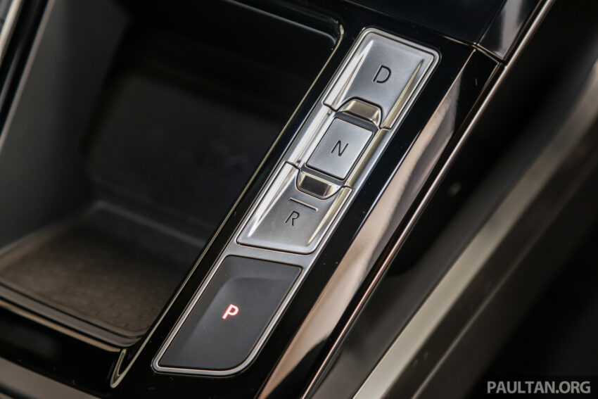图集：2023 Jaguar I-Pace，搭载”Stealth”隐身外观套件 243063