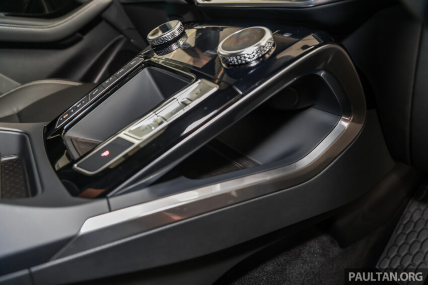 图集：2023 Jaguar I-Pace，搭载”Stealth”隐身外观套件 243066