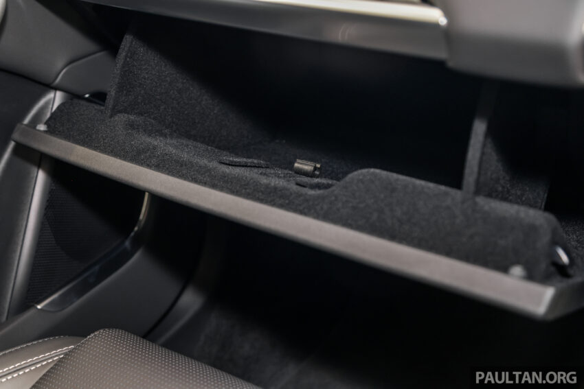 图集：2023 Jaguar I-Pace，搭载”Stealth”隐身外观套件 243009