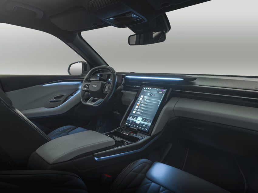 Ford Explorer EV 入境大马！女旅行家开电动车环球旅行 244600