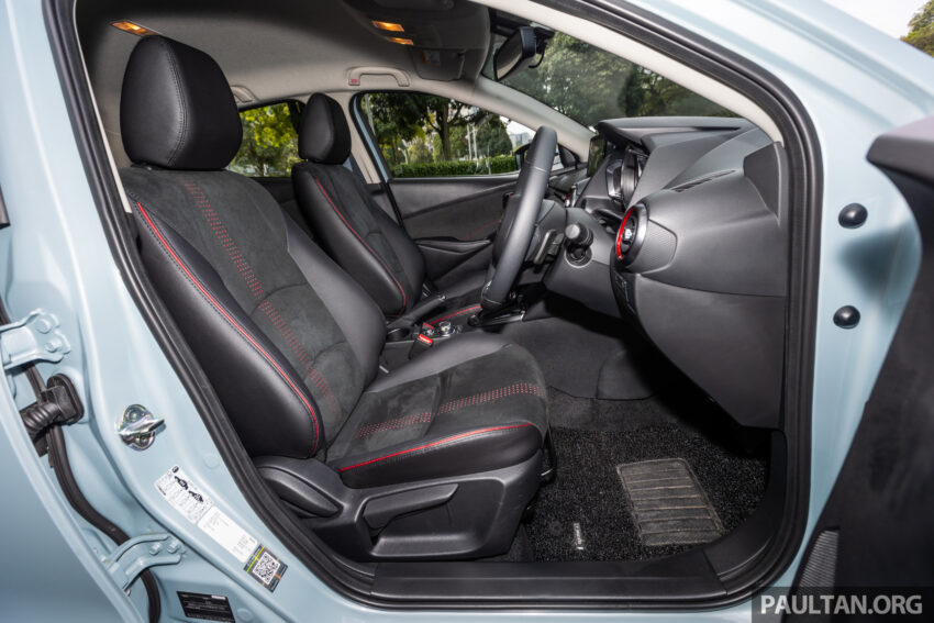 新车实拍: 2024 Mazda 2 1.5 High Sedan 与 Hatchback 小改款, 仅单一等级, 外观小改+配备小幅升级, 售价10.9万 243679