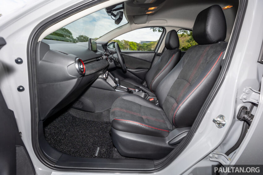 新车实拍: 2024 Mazda 2 1.5 High Sedan 与 Hatchback 小改款, 仅单一等级, 外观小改+配备小幅升级, 售价10.9万 243562