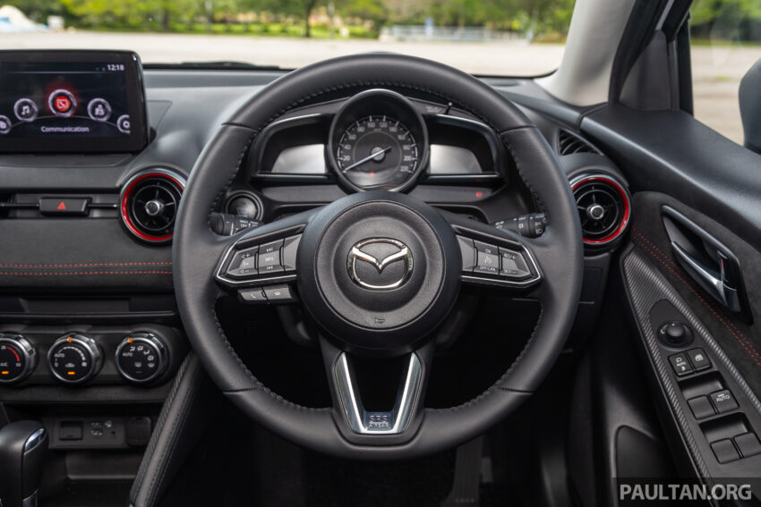 新车实拍: 2024 Mazda 2 1.5 High Sedan 与 Hatchback 小改款, 仅单一等级, 外观小改+配备小幅升级, 售价10.9万 243518