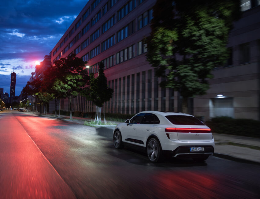 第二代 Porsche Macan 全球首发, 转型成纯电动高性能SUV, 最快3.3秒破百, 极速达260km/h, 续航里程达613公里 245440
