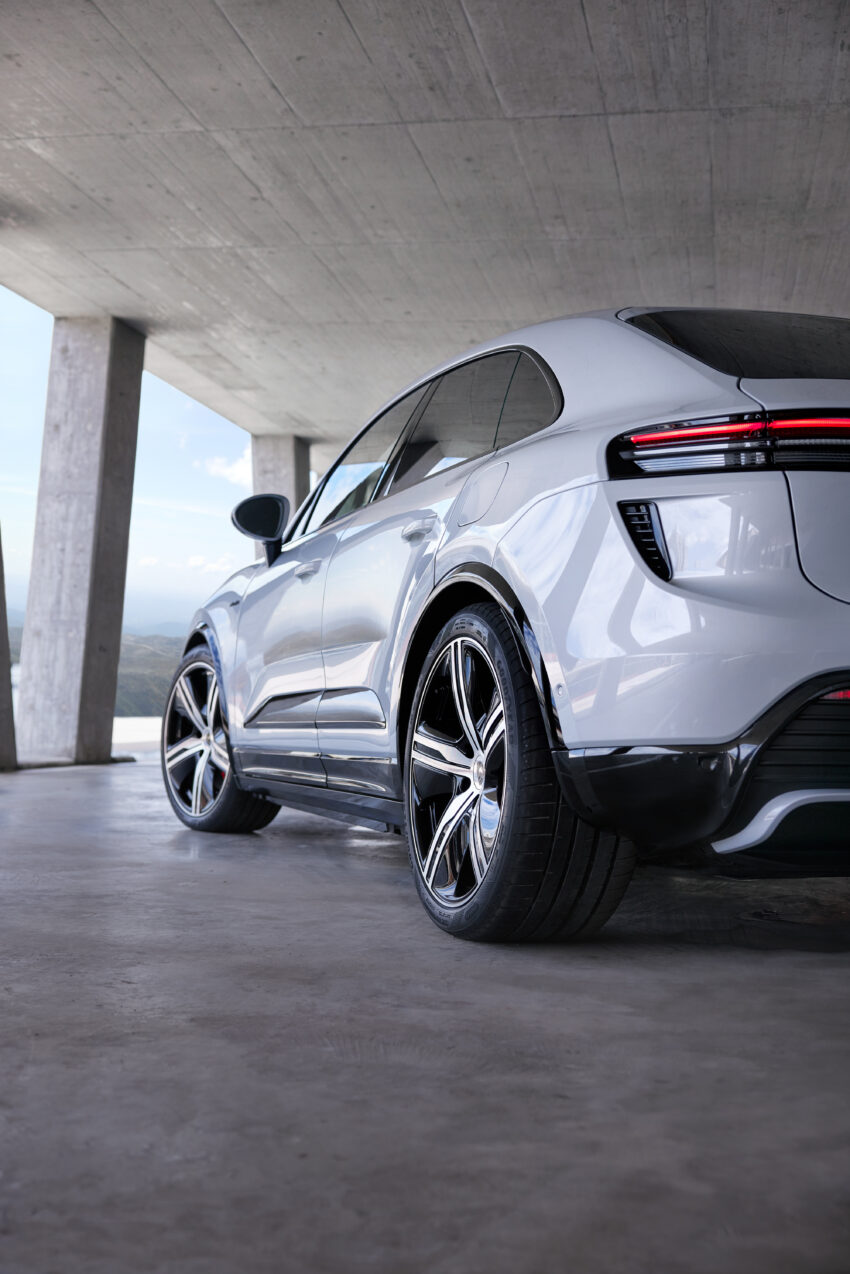第二代 Porsche Macan 全球首发, 转型成纯电动高性能SUV, 最快3.3秒破百, 极速达260km/h, 续航里程达613公里 245448