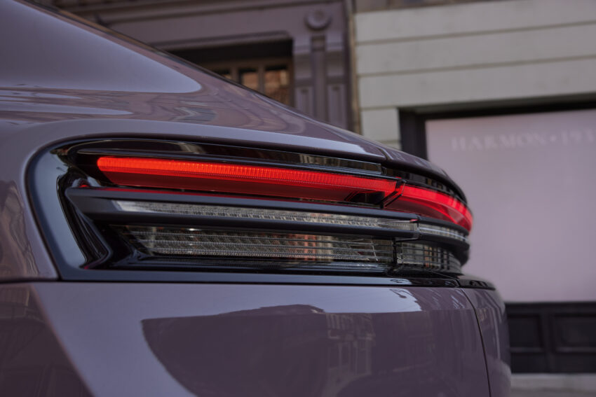 第二代 Porsche Macan 全球首发, 转型成纯电动高性能SUV, 最快3.3秒破百, 极速达260km/h, 续航里程达613公里 245457