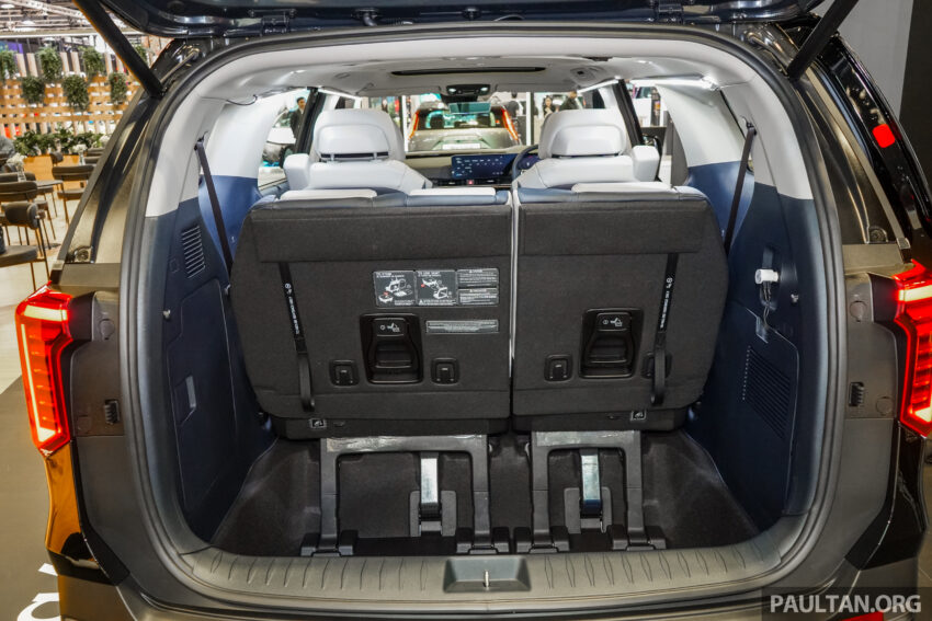 2024 Kia Carnival 小改款狮城车展亮相！新增1.6L混动版 244578