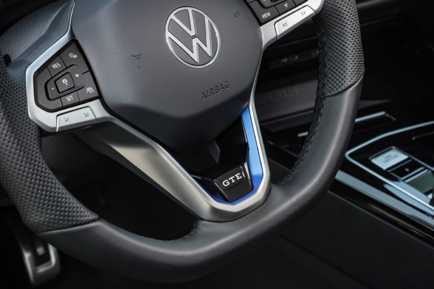 八代小改款 Volkswagen Golf MK8.5 全球首发, 方向盘听取意见改用回传统实体按键, GTI 与 GTE 版性能数据更强 245390