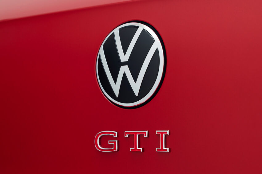 八代小改款 Volkswagen Golf MK8.5 全球首发, 方向盘听取意见改用回传统实体按键, GTI 与 GTE 版性能数据更强 245365
