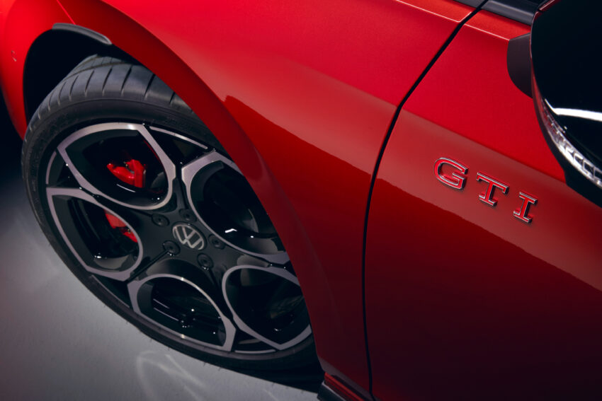 八代小改款 Volkswagen Golf MK8.5 全球首发, 方向盘听取意见改用回传统实体按键, GTI 与 GTE 版性能数据更强 245366