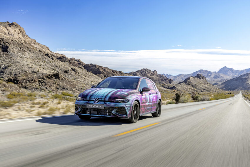 2025 Volkswagen Golf GTI 小改款伪装车亮相！搭全新大尺寸中控屏、重新采用实体按钮、语音助手集成 ChatGPT 244161