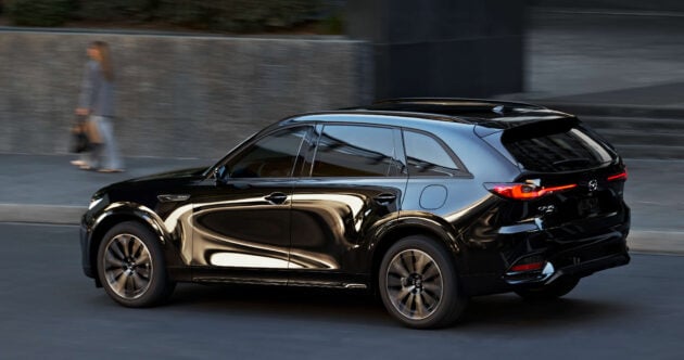 Mazda CX-70 全球首发, 两排五人座豪华SUV, 可选3.3L六缸Mild Hybrid或2.5L PHEV油电版, 北美今年春季率先开卖