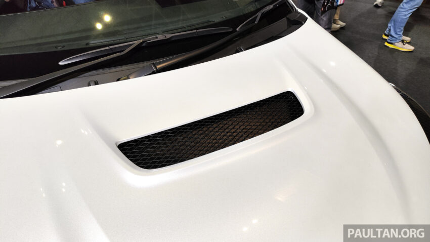 Toyota GR Yaris 小改款亮相东京改装车展, 新增自排变速箱选项, 动力更强劲、车体结构强化, 中控台更符合人体工学 244437