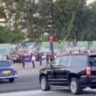 柔佛苏丹乘坐经典款 Rolls-Royce Phantom VI 离开柔佛王宫前往机场, 前往吉隆坡登基成为我国第17任国家元首