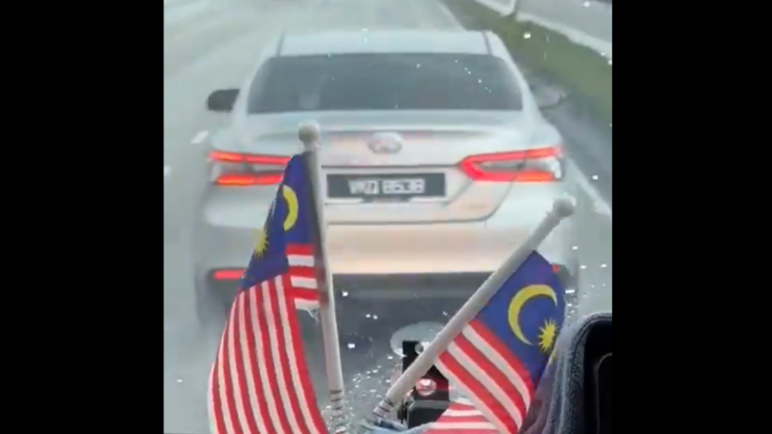 又一宗不让路事件！Toyota Camry 拦路挑衅救护车被骂翻 245497