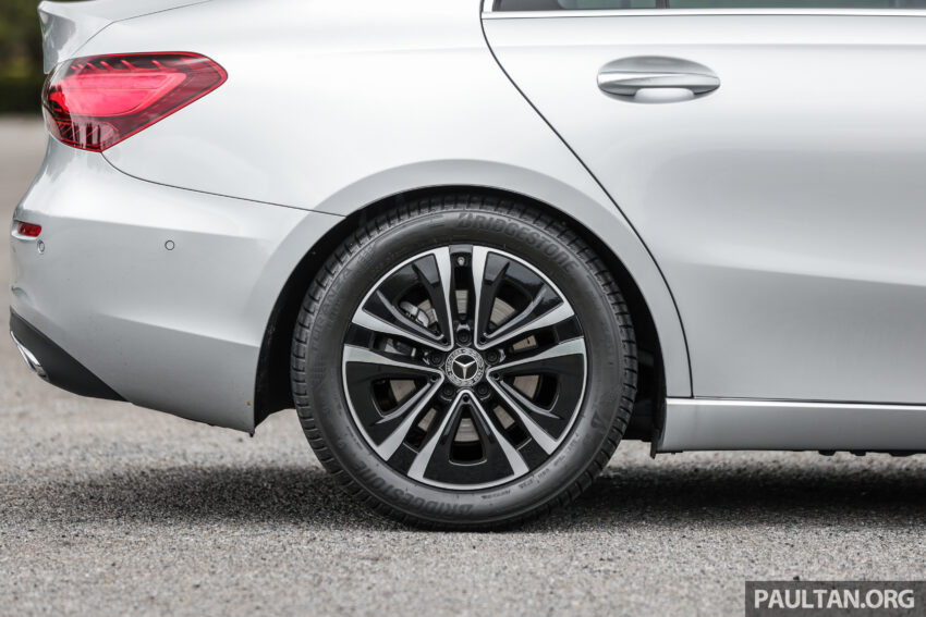 试驾：小改款 Mercedes-Benz A 200 Sedan Progressive Line 与 A 250 Sedan 4Matic AMG Line！轻混加持更带感 247156