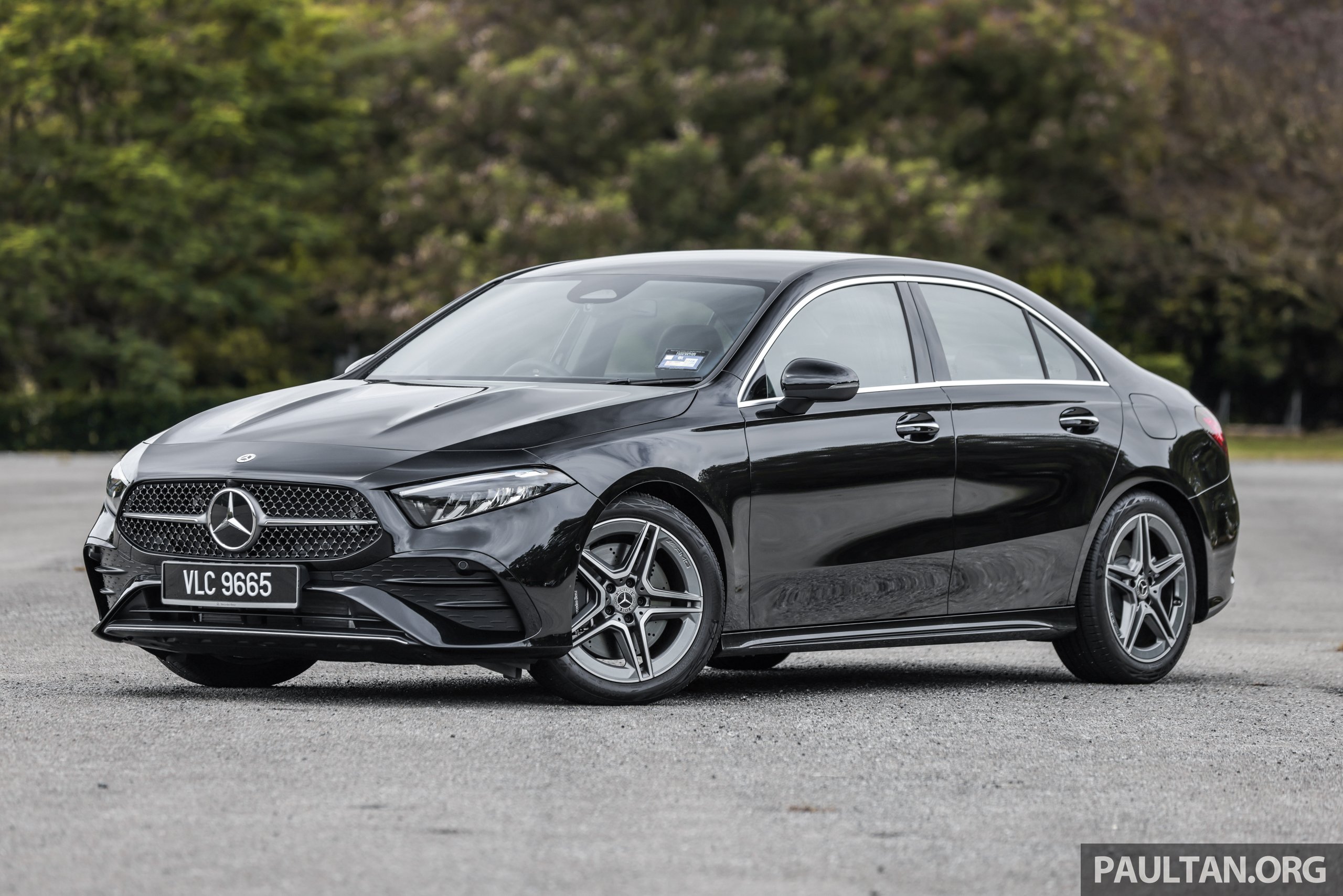 试驾：小改款 Mercedes-Benz A 200 Sedan Progressive Line 与 A 250 Sedan 4Matic AMG Line！轻混加持更带感