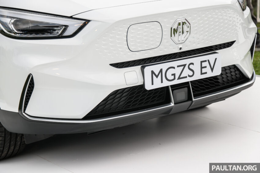 MG ZS EV 本地预览且开放新车预订, 纯电动跨界SUV, 8秒破百, 续航里程320公里, 54分钟充电至80%, 预估价RM129k 249009