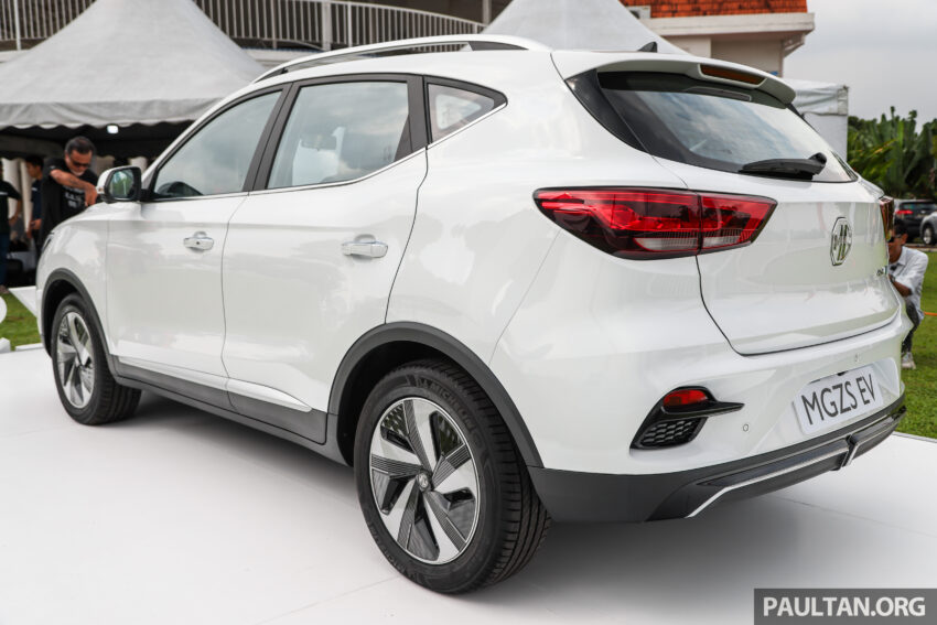 MG ZS EV 本地预览且开放新车预订, 纯电动跨界SUV, 8秒破百, 续航里程320公里, 54分钟充电至80%, 预估价RM129k 248998