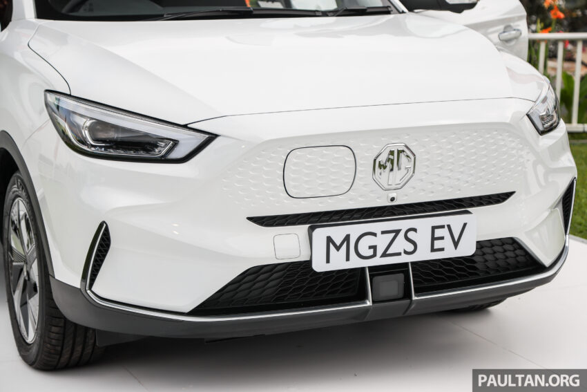 MG ZS EV 本地预览且开放新车预订, 纯电动跨界SUV, 8秒破百, 续航里程320公里, 54分钟充电至80%, 预估价RM129k 249003
