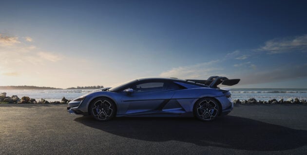 比亚迪仰望 U9 纯电超跑发布, 1,306PS/1,680Nm, 2.36秒破百, 极速309km/h, 续航里程450公里, 10分钟充电至80%