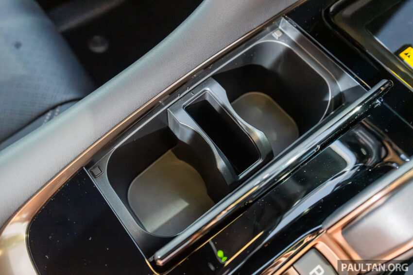 油电版 Toyota Alphard 与 Vellfire HEV 本地亮相, 或来马? 248474