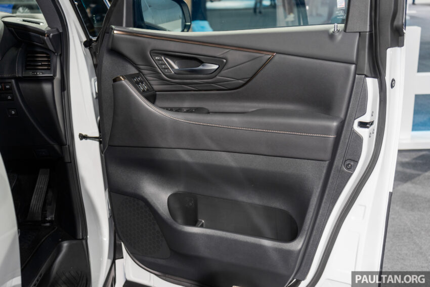 油电版 Toyota Alphard 与 Vellfire HEV 本地亮相, 或来马? 248485