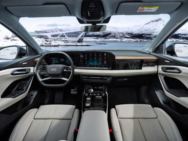 Audi Q6 与 SQ6 e-tron 首发, 最快4.2秒破百, 续航最长625公里, 21分钟可充电至80%, 与 Porsche Macan 同组底盘