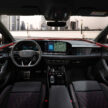 Audi Q6 与 SQ6 e-tron 首发, 最快4.2秒破百, 续航最长625公里, 21分钟可充电至80%, 与 Porsche Macan 同组底盘