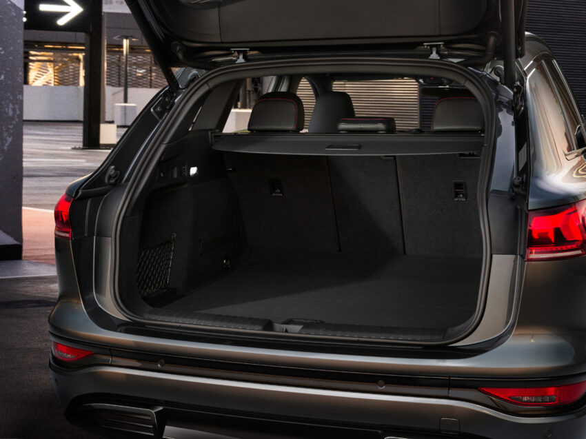 Audi Q6 与 SQ6 e-tron 首发, 最快4.2秒破百, 续航最长625公里, 21分钟可充电至80%, 与 Porsche Macan 同组底盘 251607