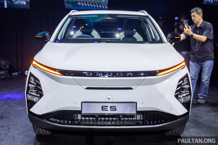 Chery Omoda E5 本地正式发布, 只有单一车型, 续航里程430公里, 30分钟充电至80%, 售价14.7万, 未来将本地组装 250402