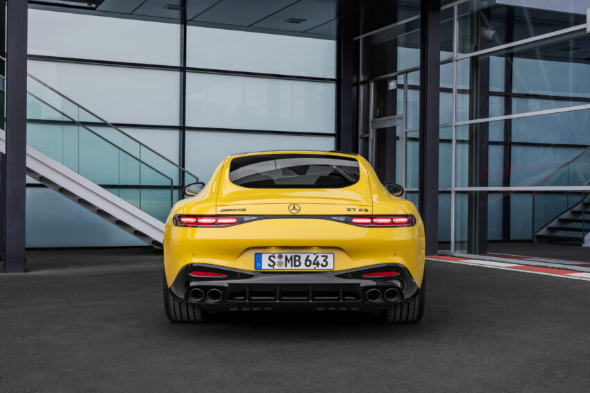 2024 Mercedes-AMG GT43 全球首发, 比 GT63 和 GT55 入门, 搭载2.0L电控涡轮引擎采后轮驱动配置, 4.6秒破百 251883