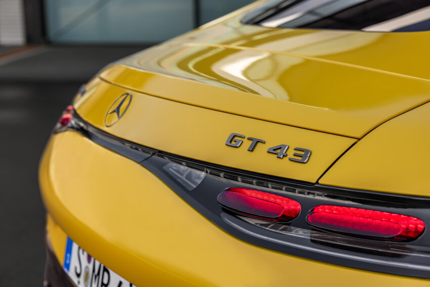 2024 Mercedes-AMG GT43 全球首发, 比 GT63 和 GT55 入门, 搭载2.0L电控涡轮引擎采后轮驱动配置, 4.6秒破百 251890