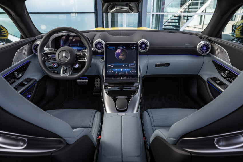 2024 Mercedes-AMG GT43 全球首发, 比 GT63 和 GT55 入门, 搭载2.0L电控涡轮引擎采后轮驱动配置, 4.6秒破百 251891