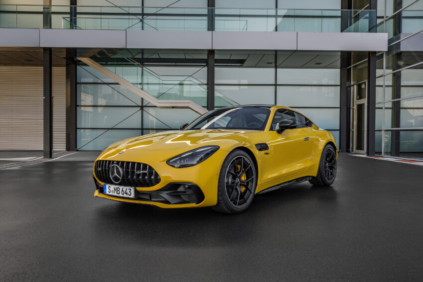 2024 Mercedes-AMG GT43 全球首发, 比 GT63 和 GT55 入门, 搭载2.0L电控涡轮引擎采后轮驱动配置, 4.6秒破百 251877
