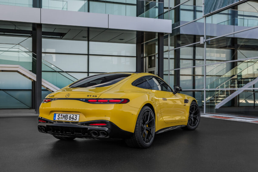 2024 Mercedes-AMG GT43 全球首发, 比 GT63 和 GT55 入门, 搭载2.0L电控涡轮引擎采后轮驱动配置, 4.6秒破百 251881